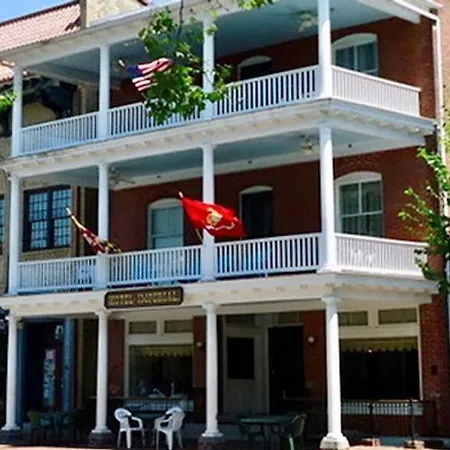 Lodging At The Imperial-3