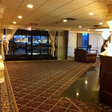 Governor'S Inn & Suites-3