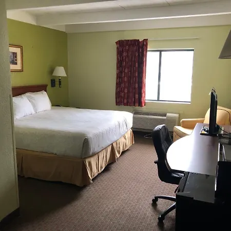 Days Inn By Wyndham Columbia I-70-2