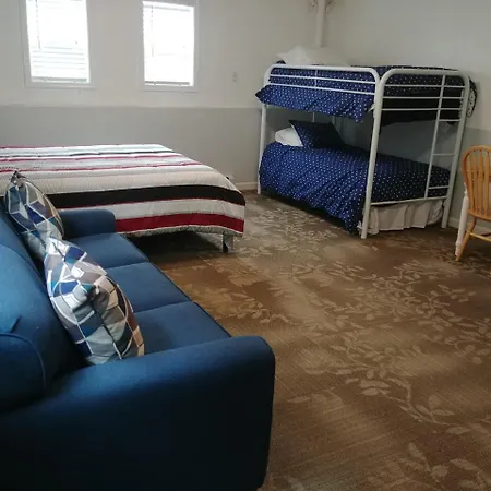 Arctic Adventure Hostel-2