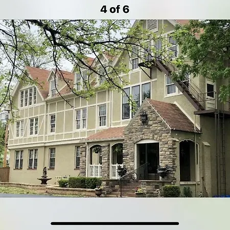 Rader Manor-2