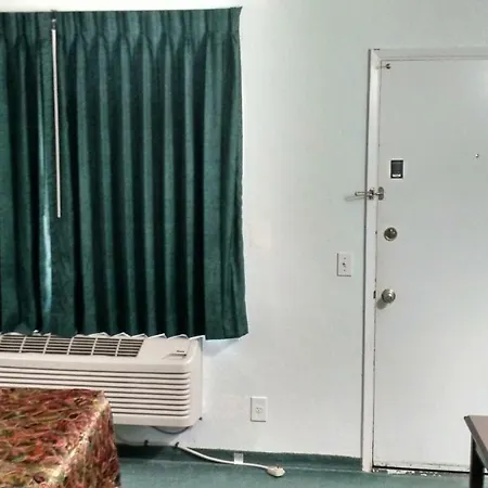 El Rancho Motel-2