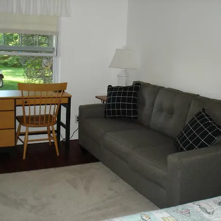 Ducktrap Motel-2