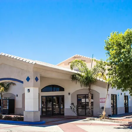 Apache Inn-2