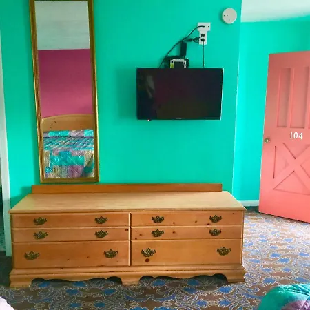 Budget Inn-2