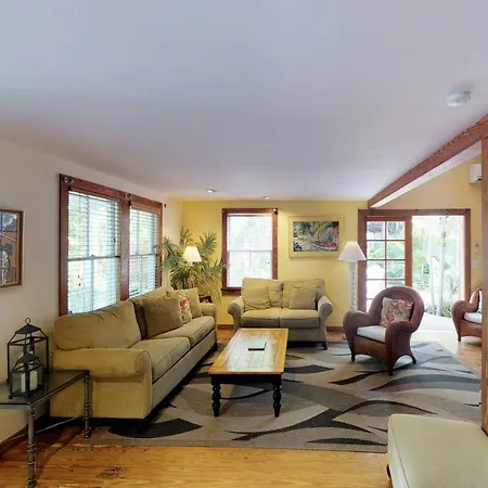 Passover Cottage-3