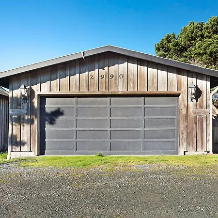 Spindrift Oceanfront Home - The Starboard-2