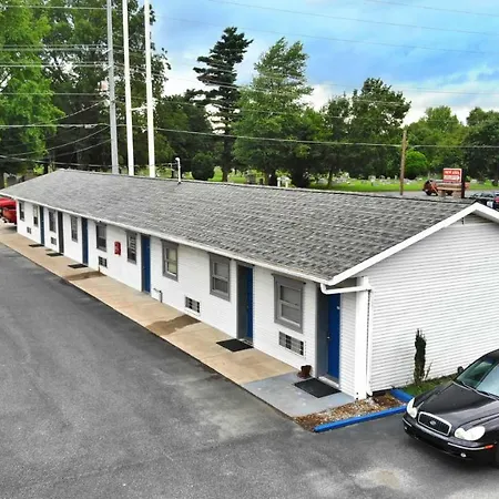 Travelers Suites-3