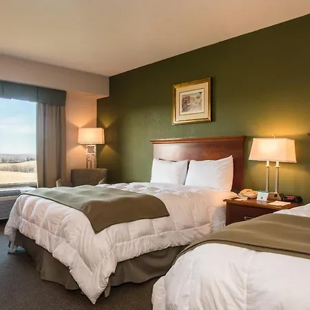 Round Hill Inn-2