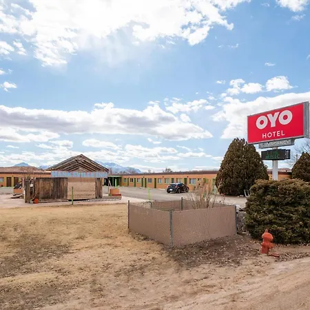 Oyo Hotel Hanksville, Ut-2