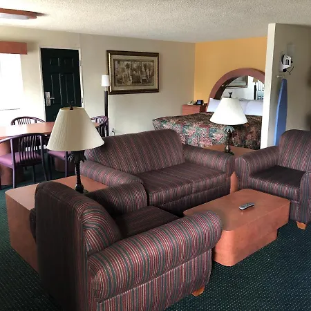 University Inn And Suites Tallahassee-3