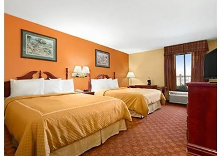 Ramada Limited - Columbia Hotel, United States