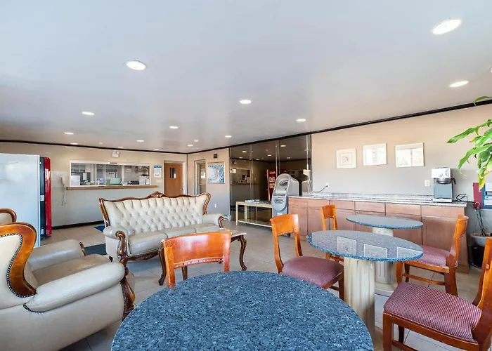 Motor Lodge
