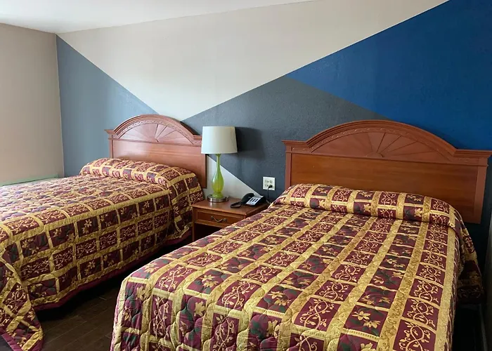 Royal Inn & Suites
