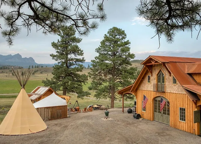Navajo Peak Lodge