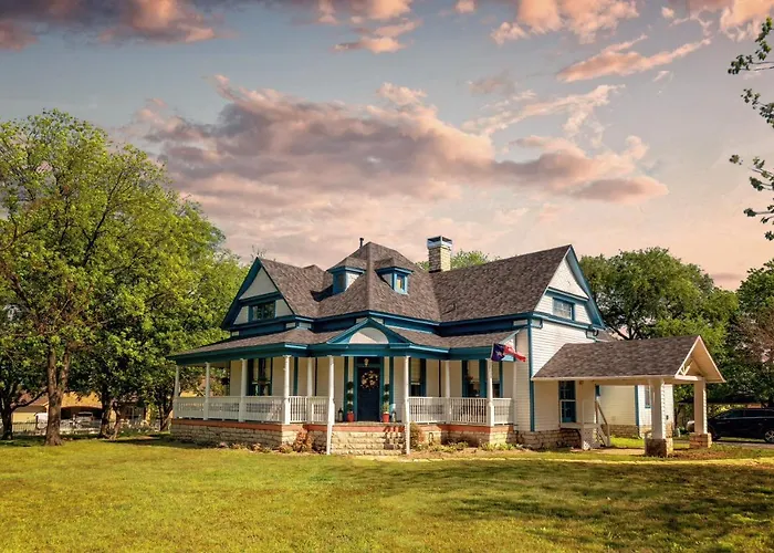 Blue Heron Bed And Breakfast On Lake Granbury, United States