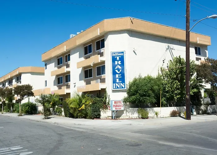 Bellflower Travel Inn