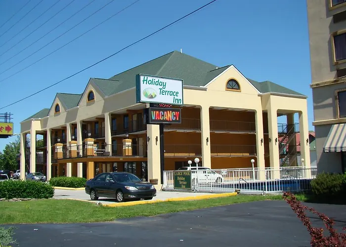 Holiday Terrace Inn - Pigeon Forge