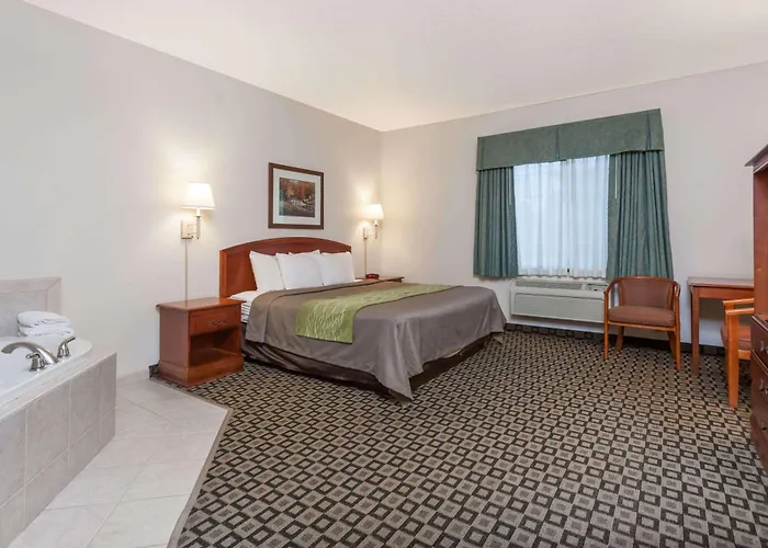 Days Inn By Wyndham Pentwater, United States