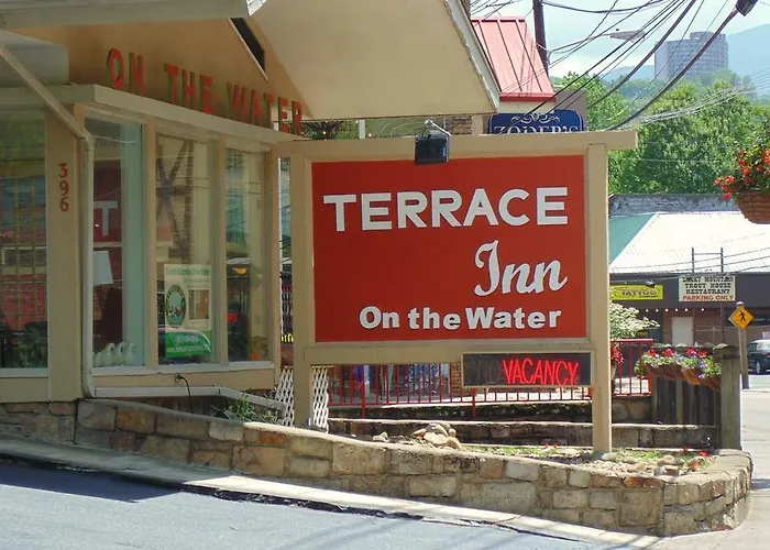 Terrace Inn On The Water