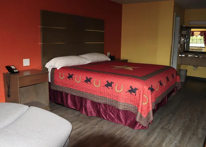 Chaparral Motel Hallettsville