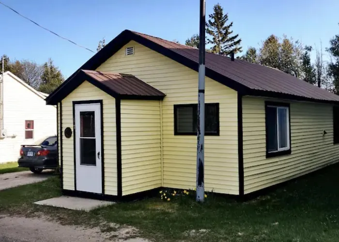 Moran Bay Motel