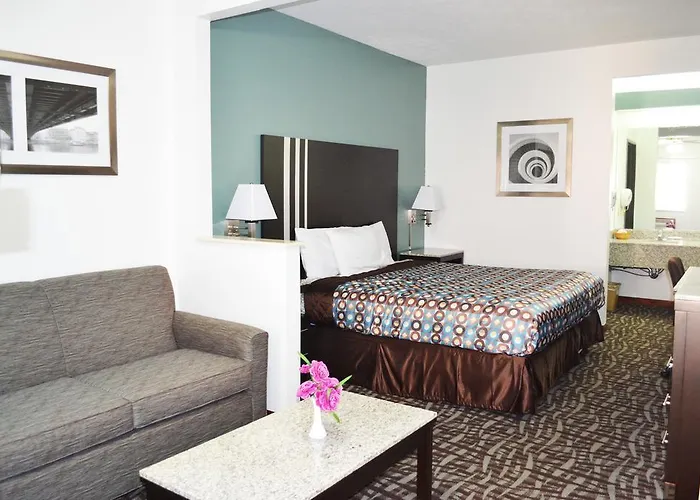 Relax Inn And Suites Omaha