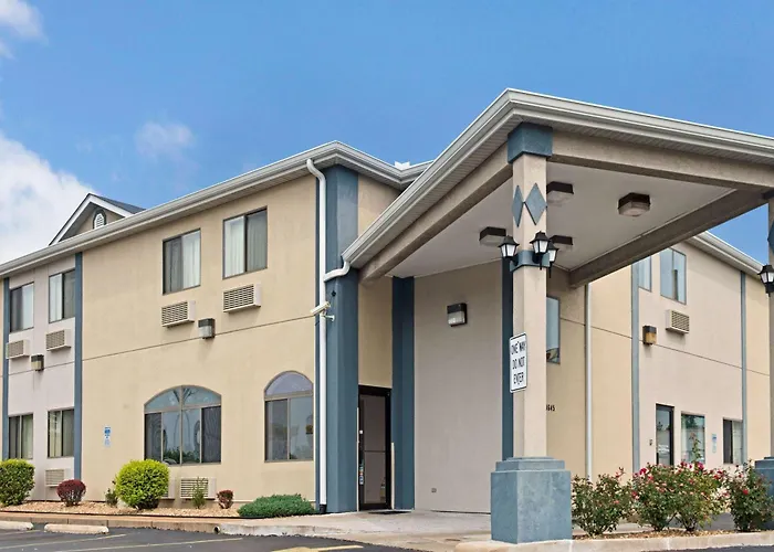 Travelodge By Wyndham St. Louis