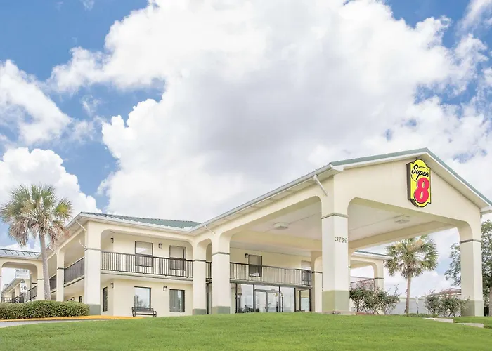 Super 8 By Wyndham Mobile
