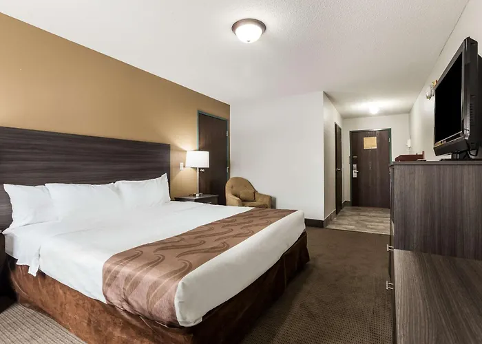 Quality Inn Clare, United States