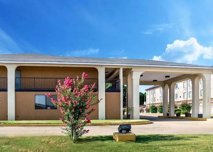 Econo Lodge Greenville, United States