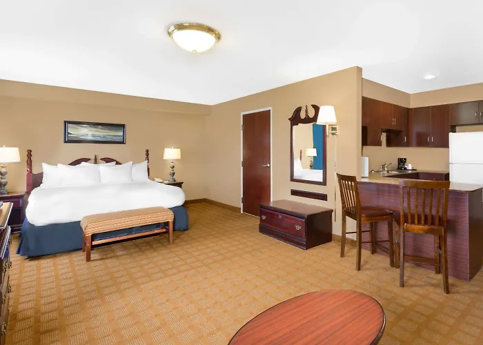 Microtel Inn & Suites By Wyndham Starkville, United States