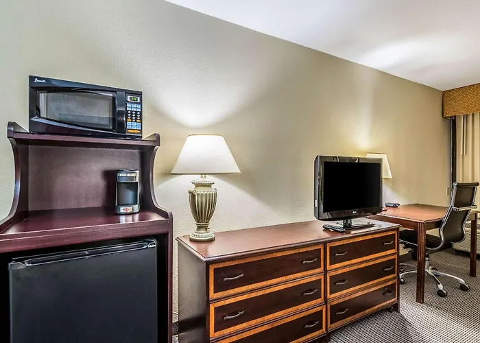 Clarion Hotel Cincinnati North