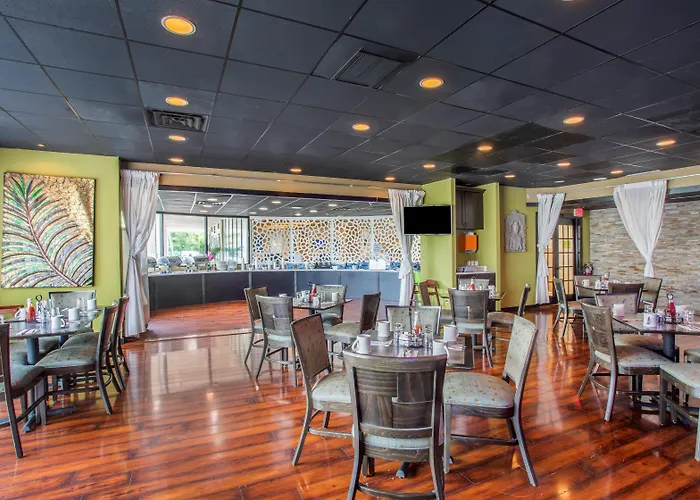 Holiday Inn & Suites Fairfield By Ihg