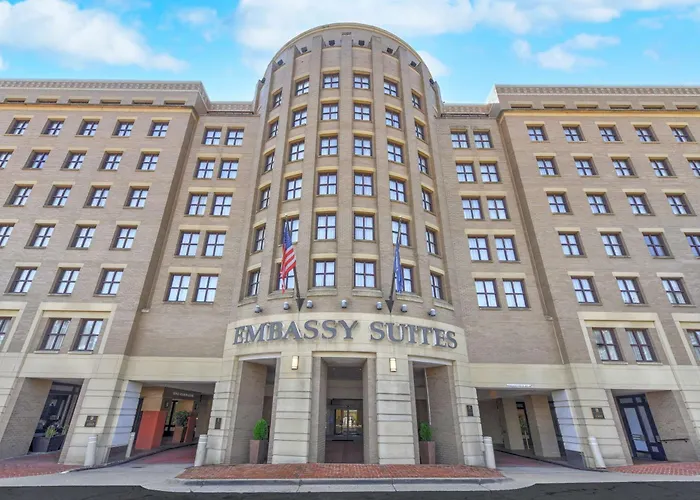 Embassy Suites By Hilton Old Town