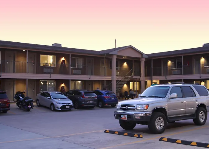 Bowen Motel
