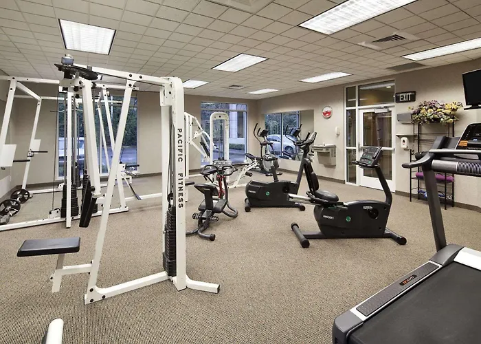 Ramada By Wyndham Olympia Hotel, United States