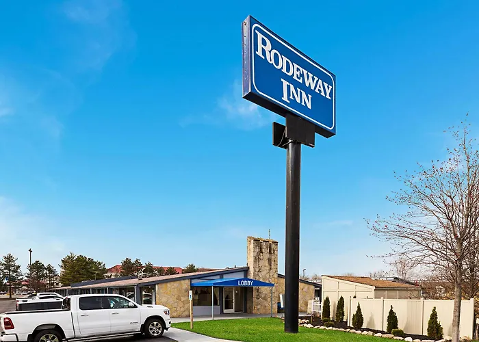 Rodeway Metro Airport