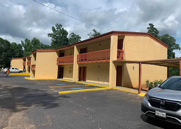 Executive Inn Rusk, United States