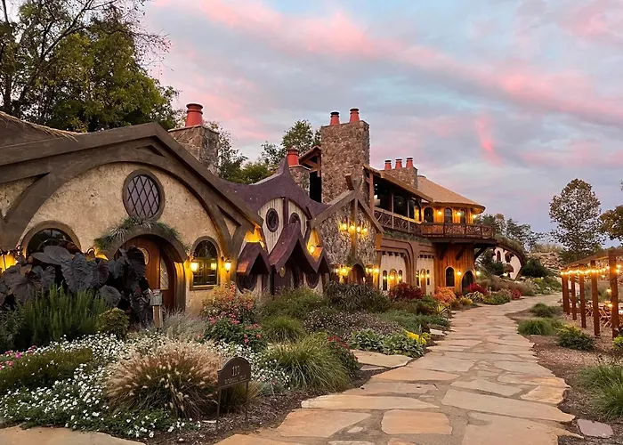 Ancient Lore Village Knoxville, Estados Unidos