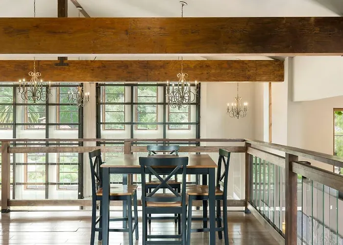 Peppertree Canyon: A Luxury Urban Winery Estate