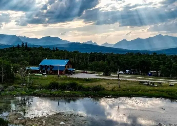 Duck Lake Lodge Babb, United States