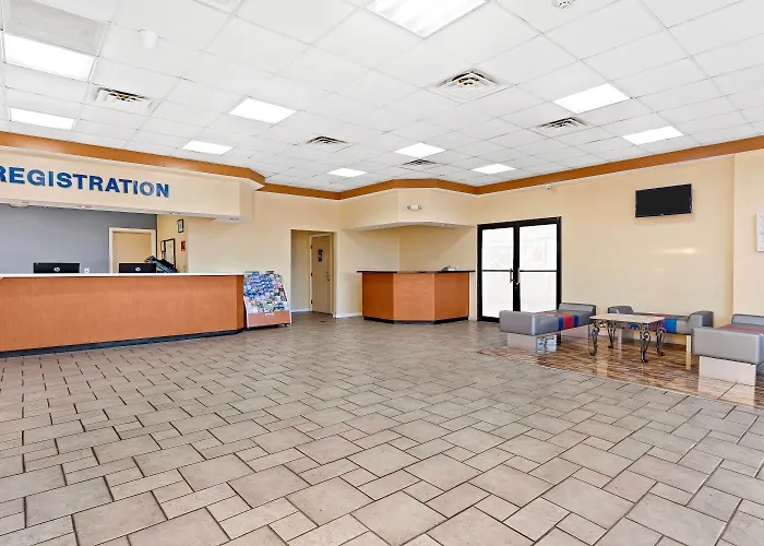 Baymont By Wyndham Orlando North Millenia