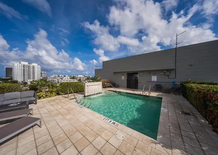 Moderno Residences By Bay Breeze