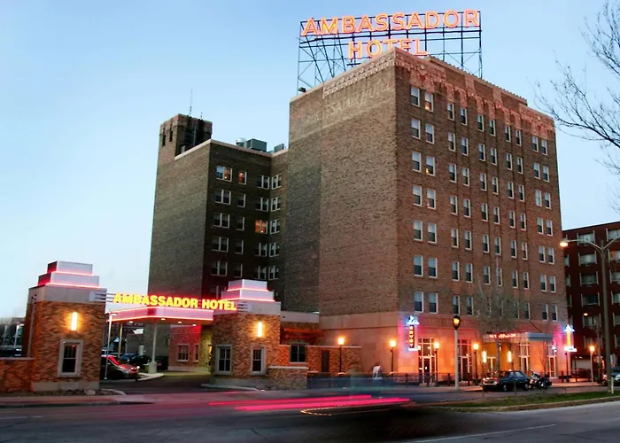 Ambassador Milwaukee, Trademark Collection By Wyndham