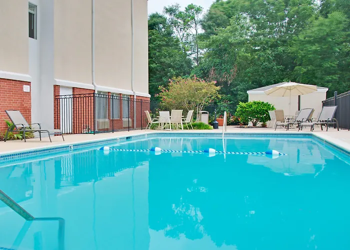 Holiday Inn Express Hotel & Suites Livingston, United States