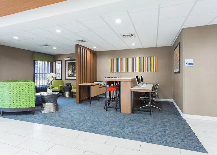 Holiday Inn Express - Plymouth By Ihg, United States