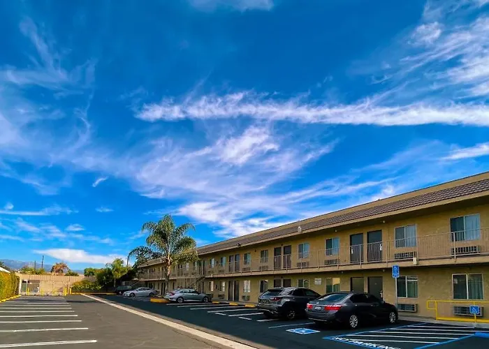 New Star Inn El Monte, Ca - Los Angeles, United States