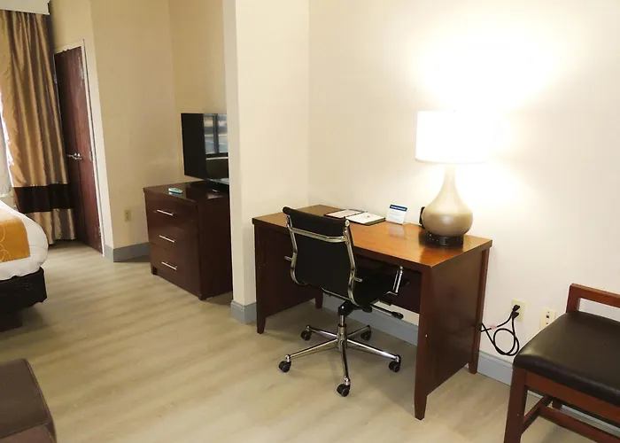 Comfort Suites Twinsburg, United States
