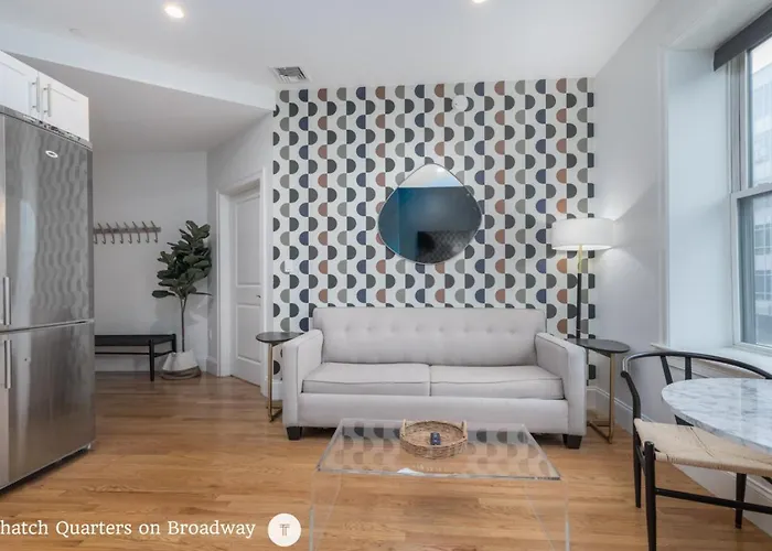 West Broadway Quarters By Thatch